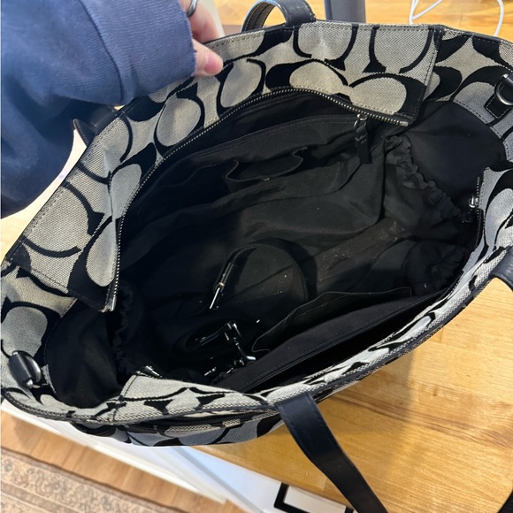 Coach diaper bag - Picture 4 of 5